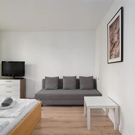 Close - - Center - Great Location - Kredytowa * ワルシャワ