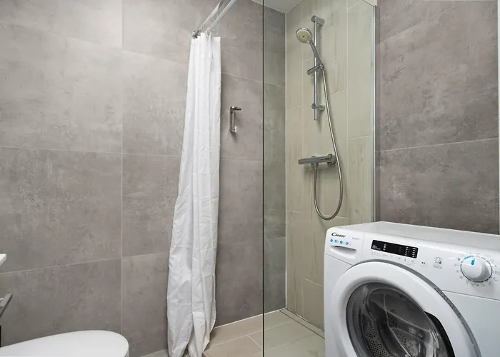 Close - - Center - Great Location - Kredytowa *